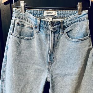 Abercrombie & Fitch 90s Relaxed Fit Jeans – Curve Love – Size 26
